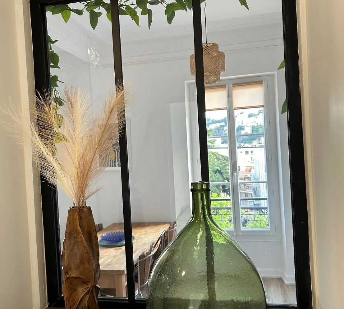Charming Flat In Nice Villa 0*,  צרפת